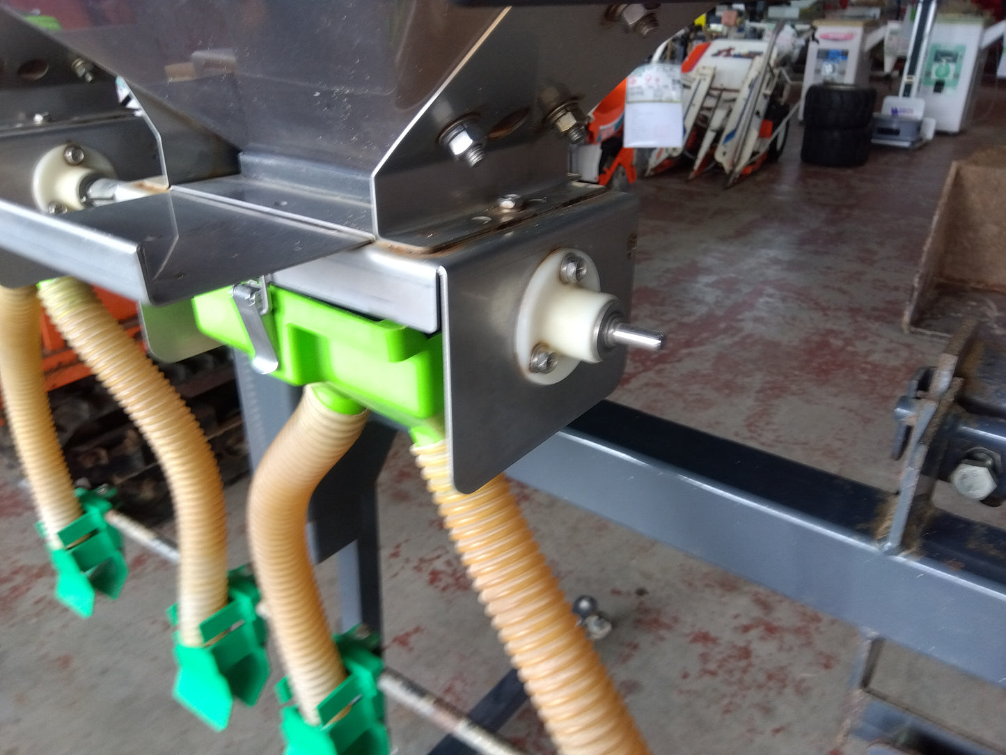 タイショー　中古　グランドソワー　UH140R　「宮城店　2512PM」