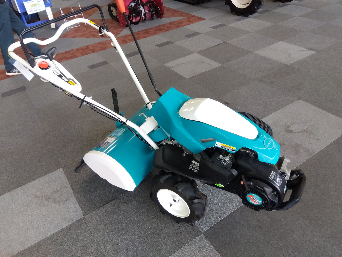 クボタ　中古耕耘機　TRS60　【岩手店157】