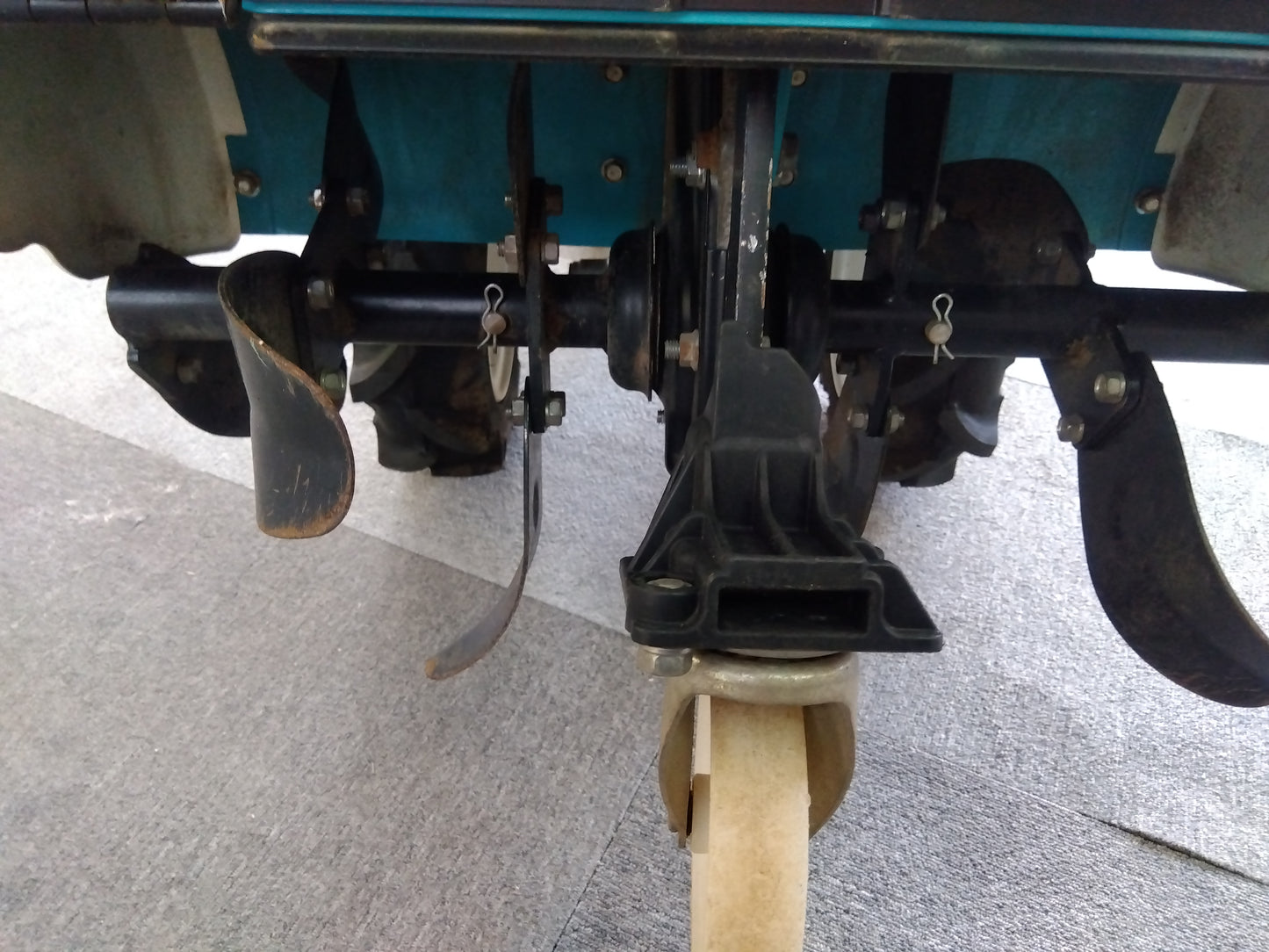 クボタ　中古耕耘機　TRS60　【岩手店157】