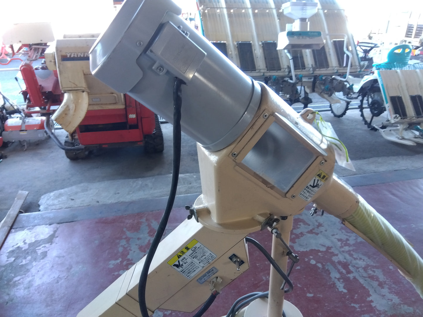 岡山農栄社  小型バネらくコン DCM2A  「宮城店2516」