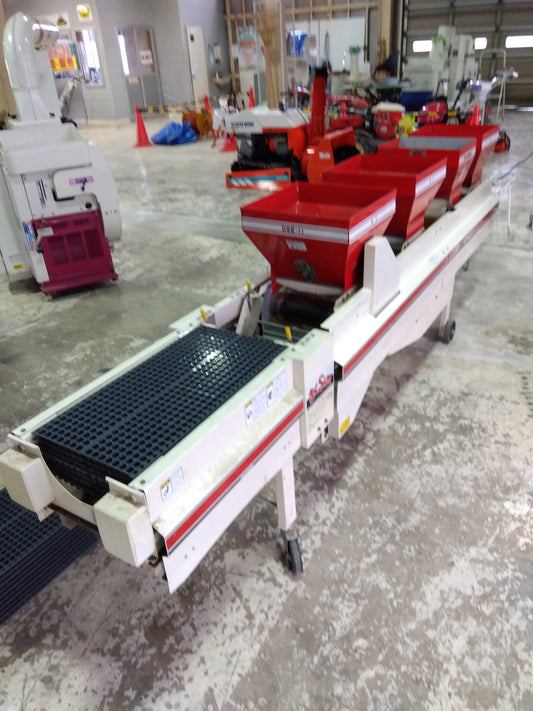 みのる産業 中古 野菜全自動播種機 OSE-11 【山形店 9558】