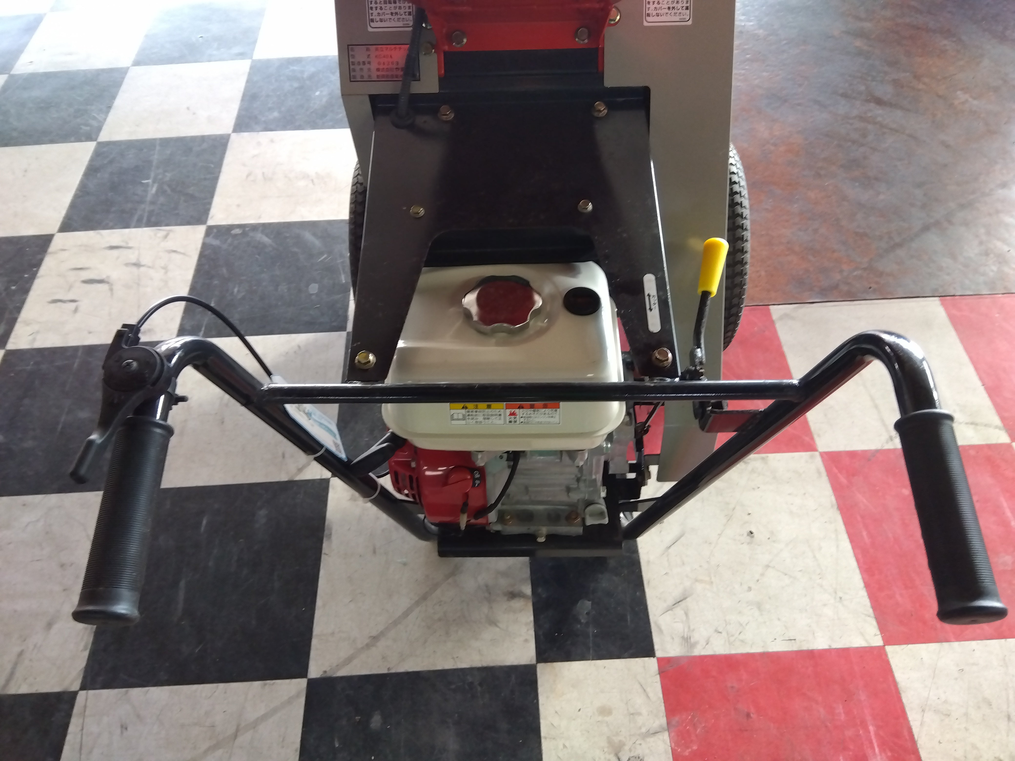 共立 KC40 マルチチッパー【野田愛宕店】【店頭取引限定】【中古】管理番号：ITGDWD1U9EN4 共立 KC40 マルチチッパー【野田愛宕店】【店頭取引限定】【中古】管理