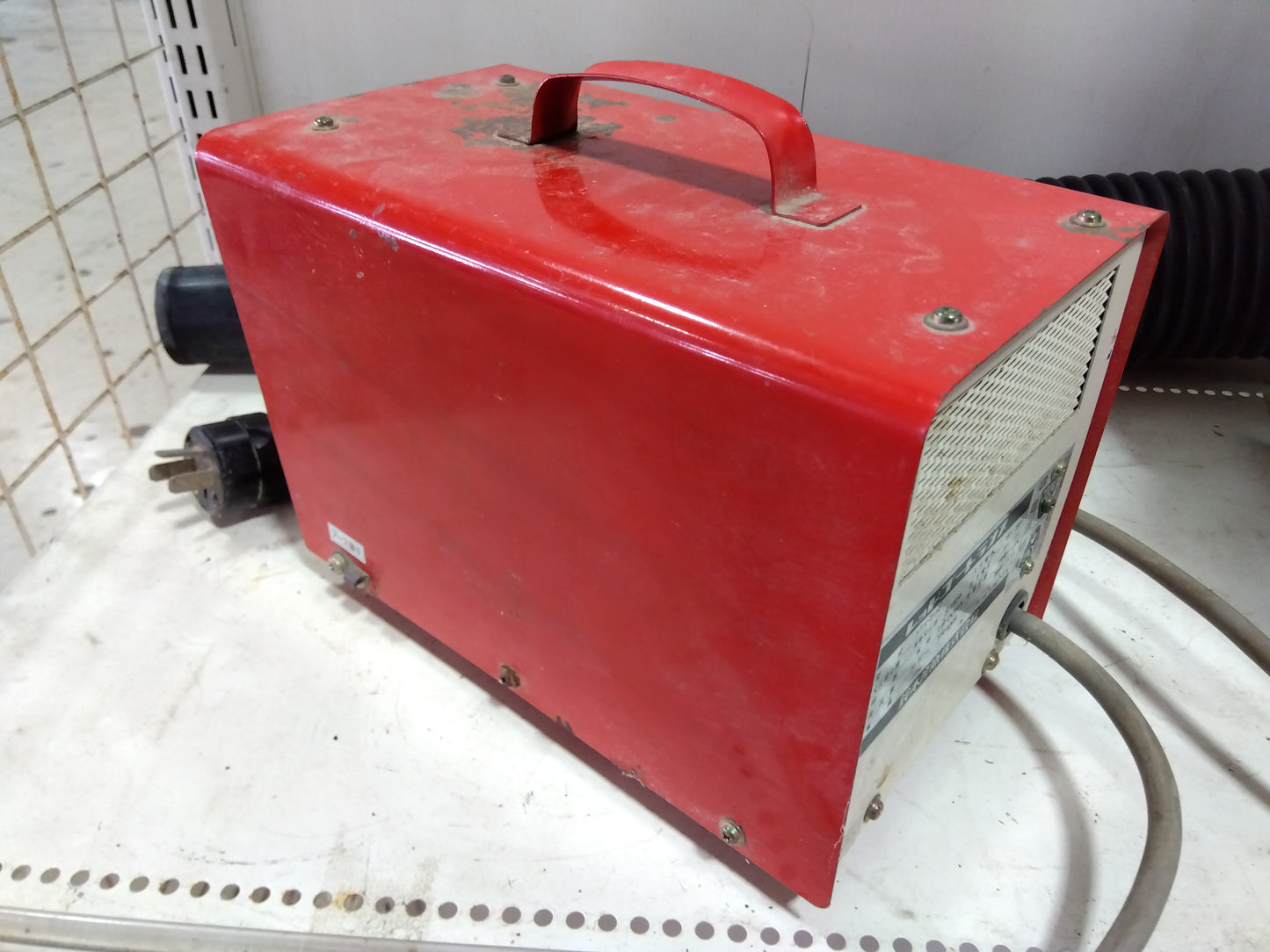 鈴木産商 変圧器（レッドゴートランス）STX-312R【山形店9618】