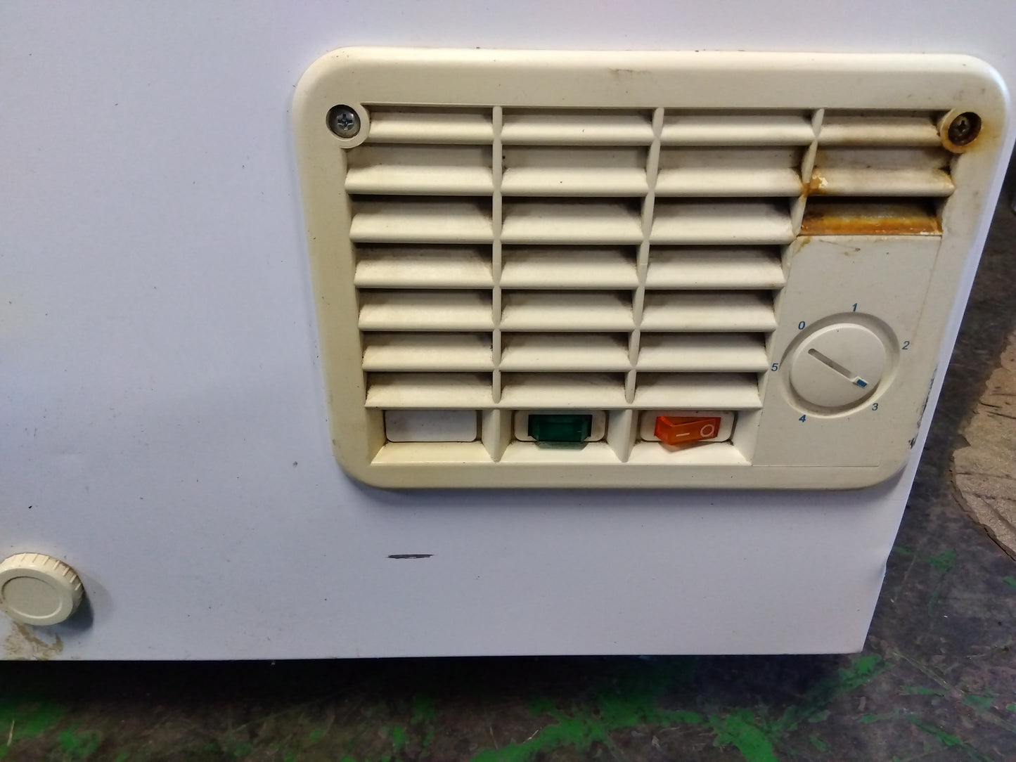 ハイアール　中古　電気冷凍庫　JF-C314A