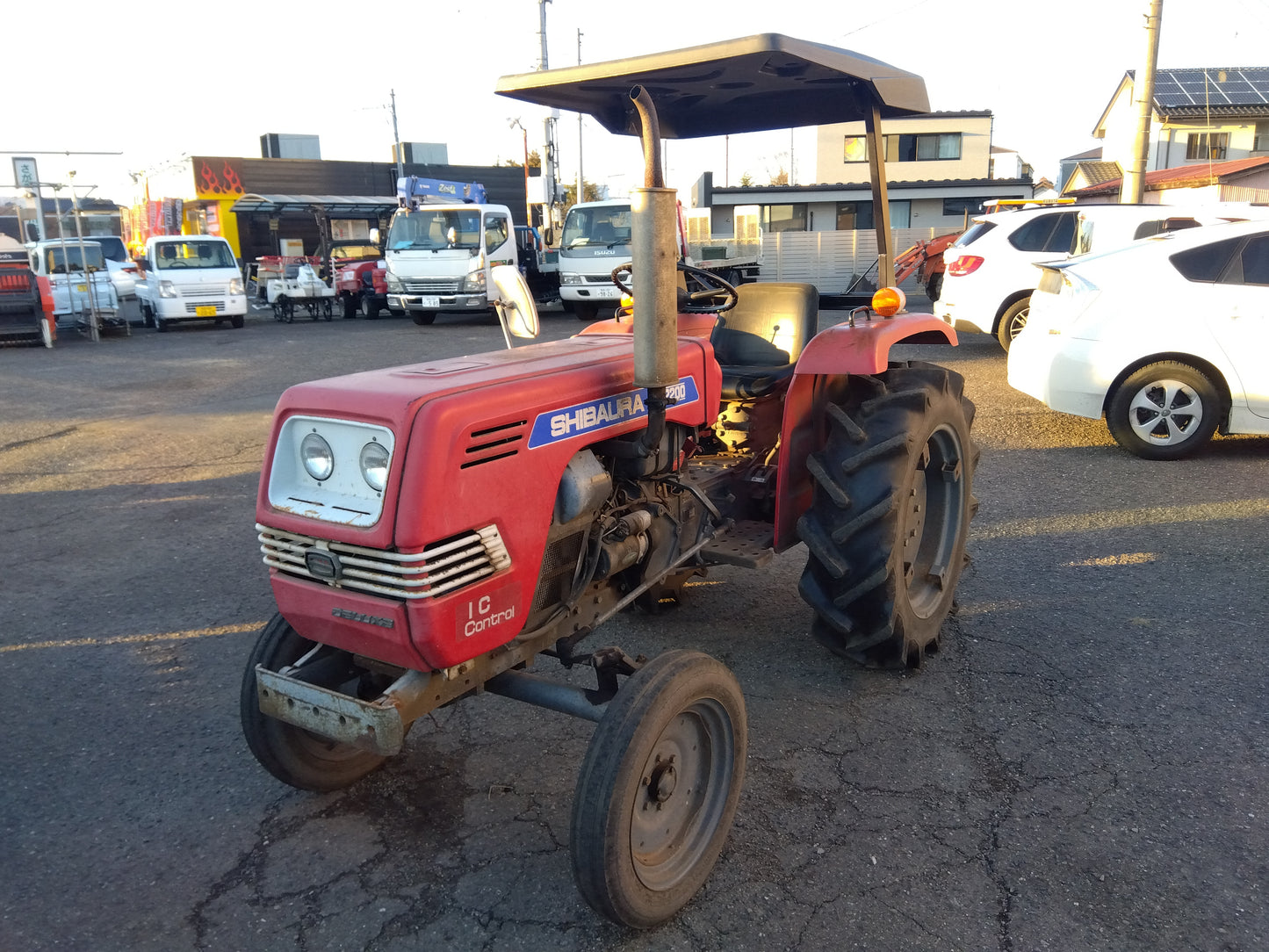 シバウラ 中古 トラクター SD2200 – 農キング