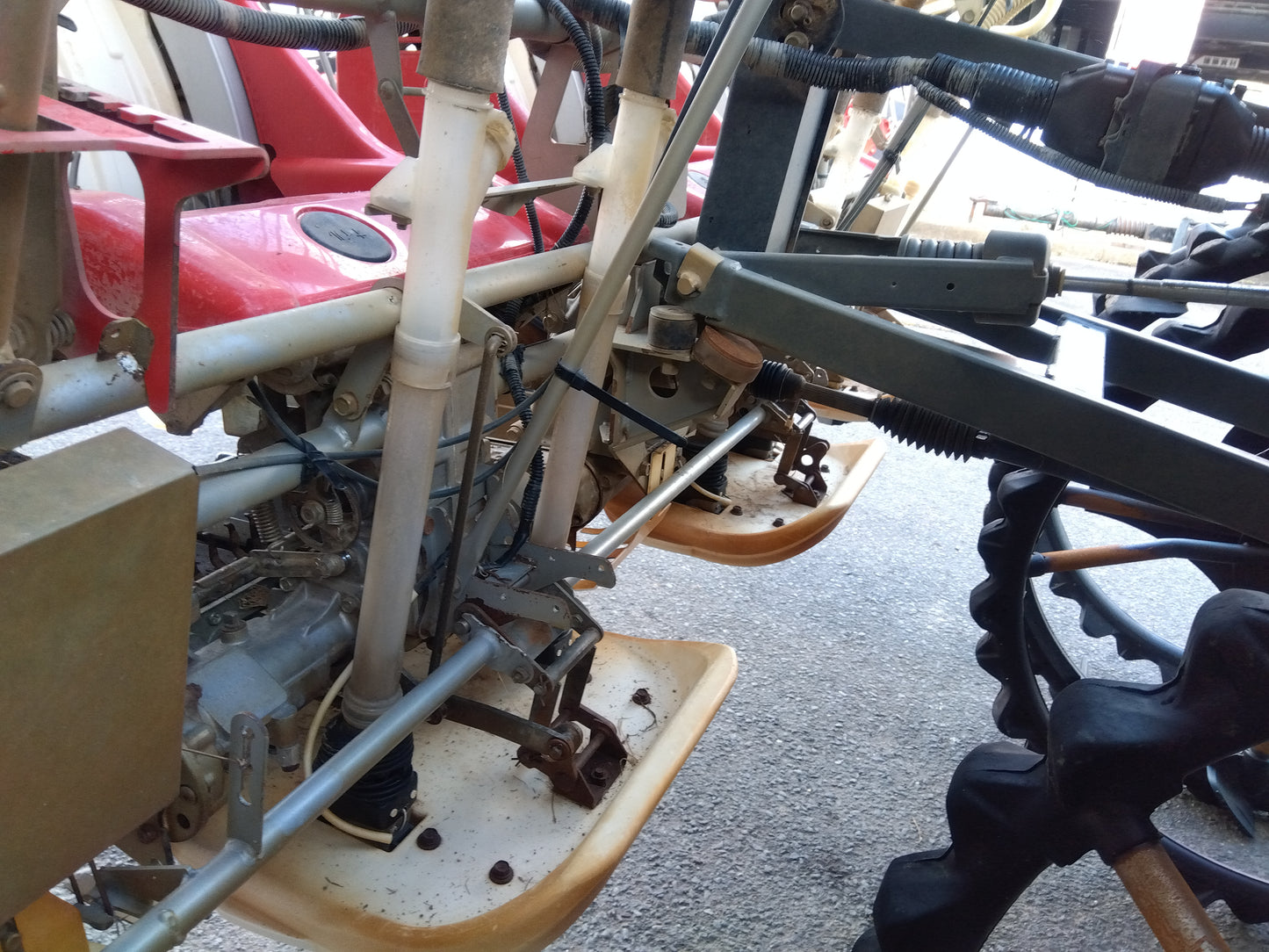 みのる 中古 成苗ポット乗用田植機  『宮城店2605P』