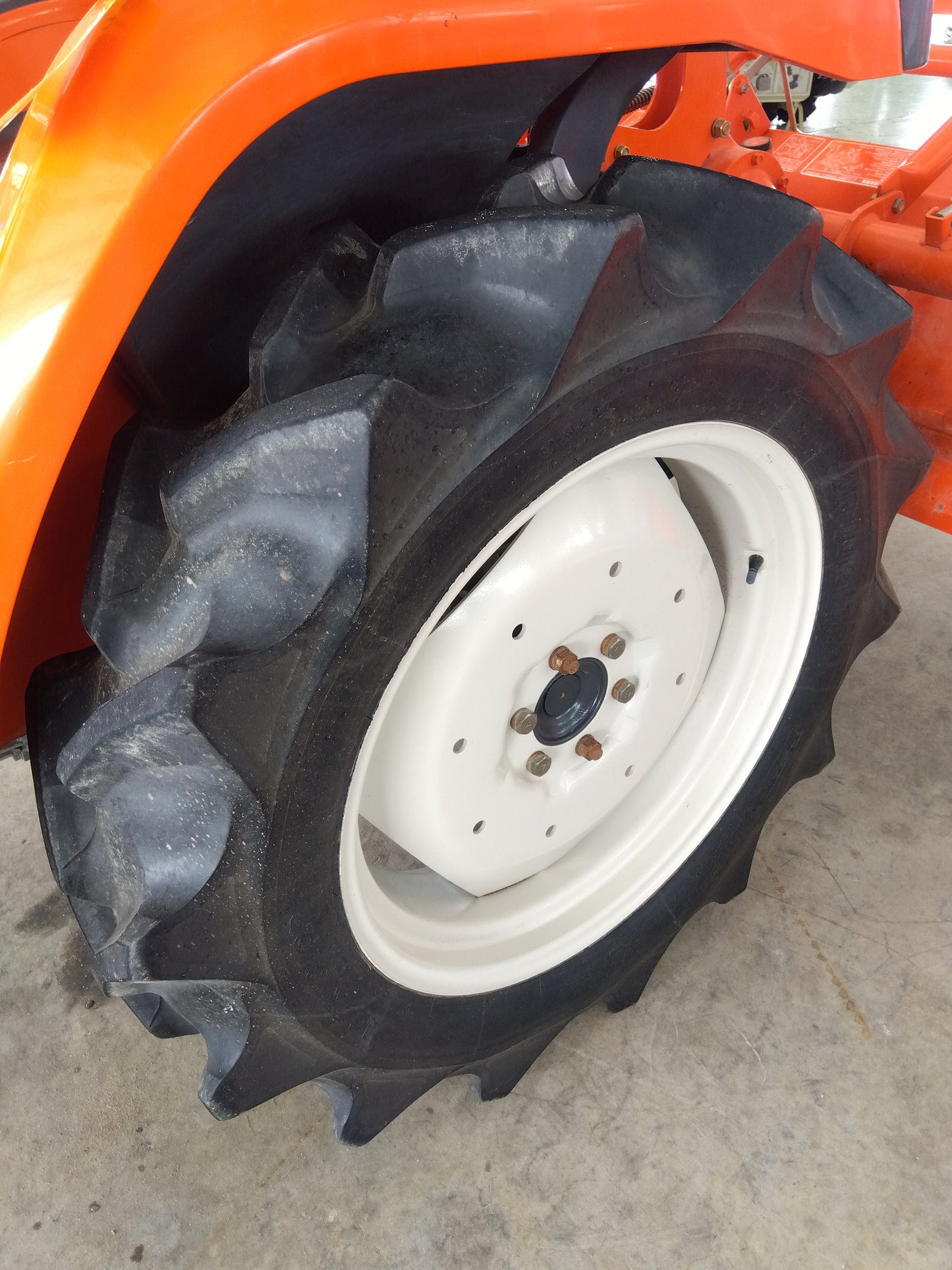 クボタ 中古 トラクター T240 【山形店 9650】