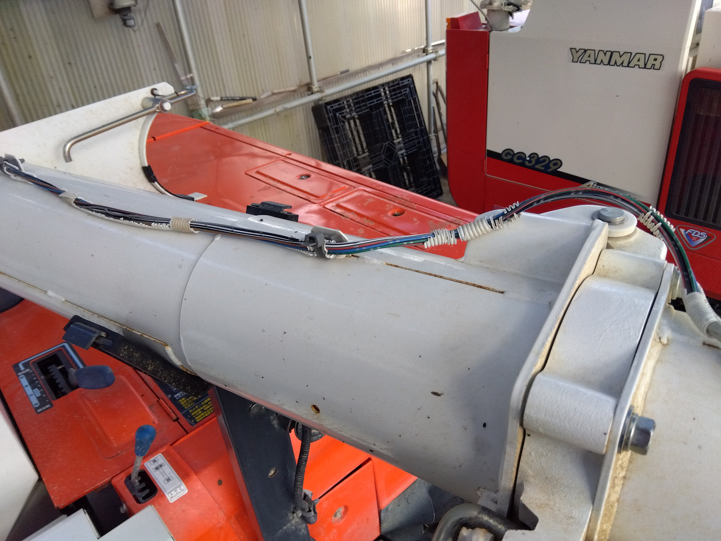 クボタ　中古　コンバイン　ER447-HDMW2