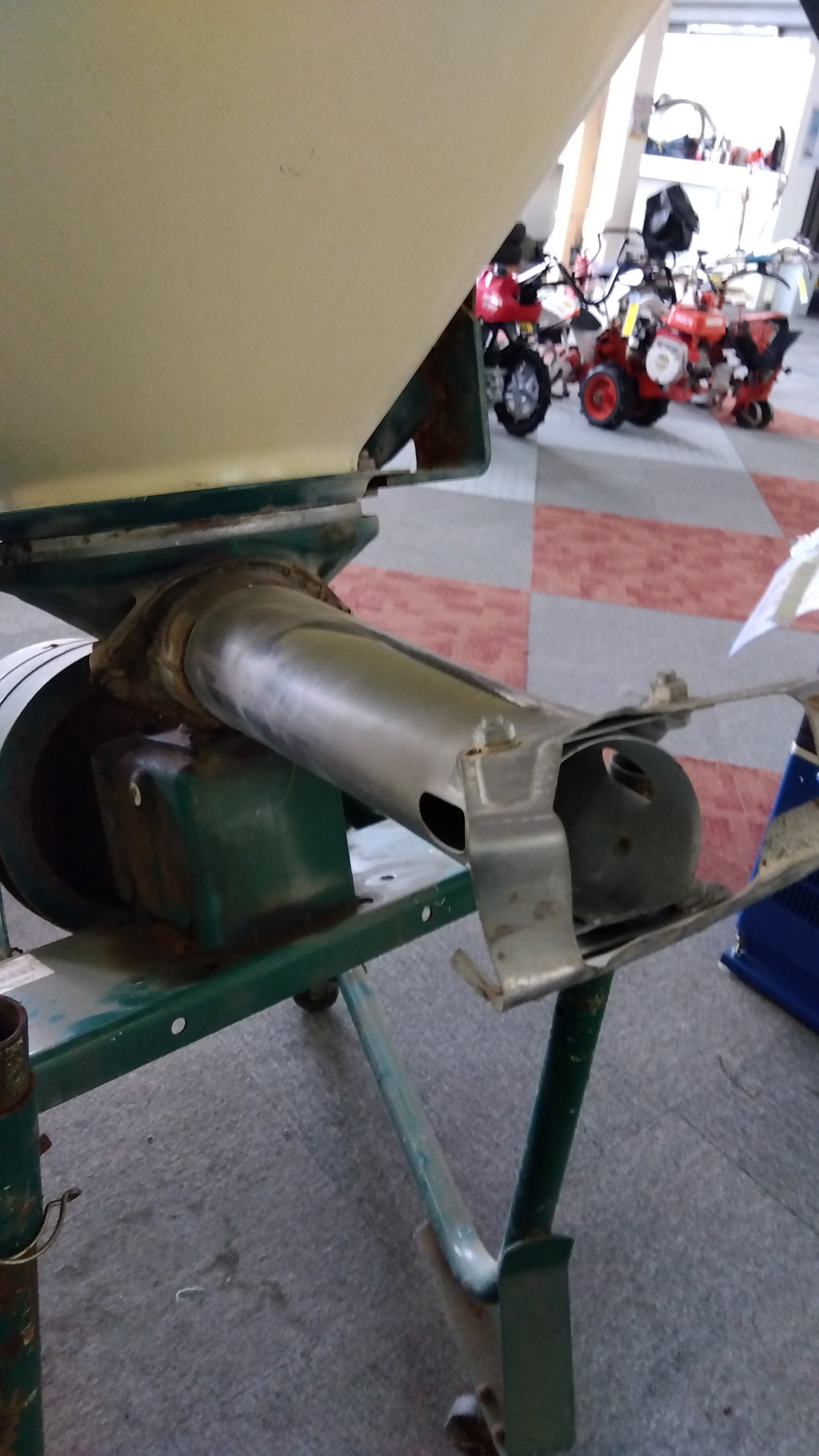 ササキ 中古 ブロードキャスター BF203 【岩手店141】