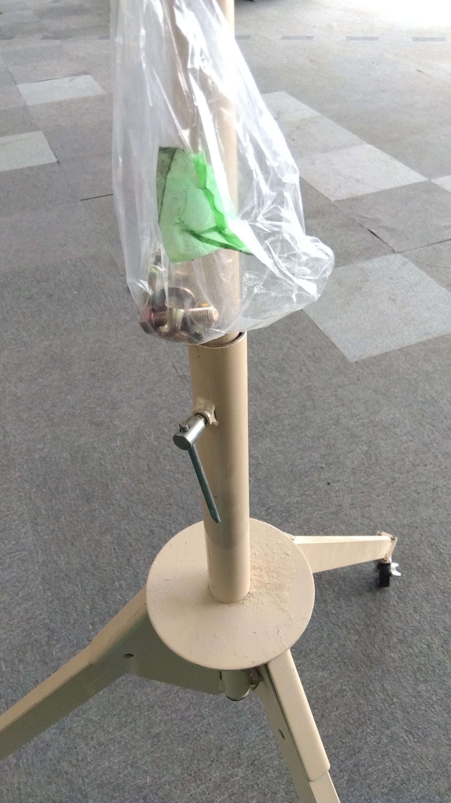 岡山農栄社　中古　バネコン　DCM2A　「岩手店96」