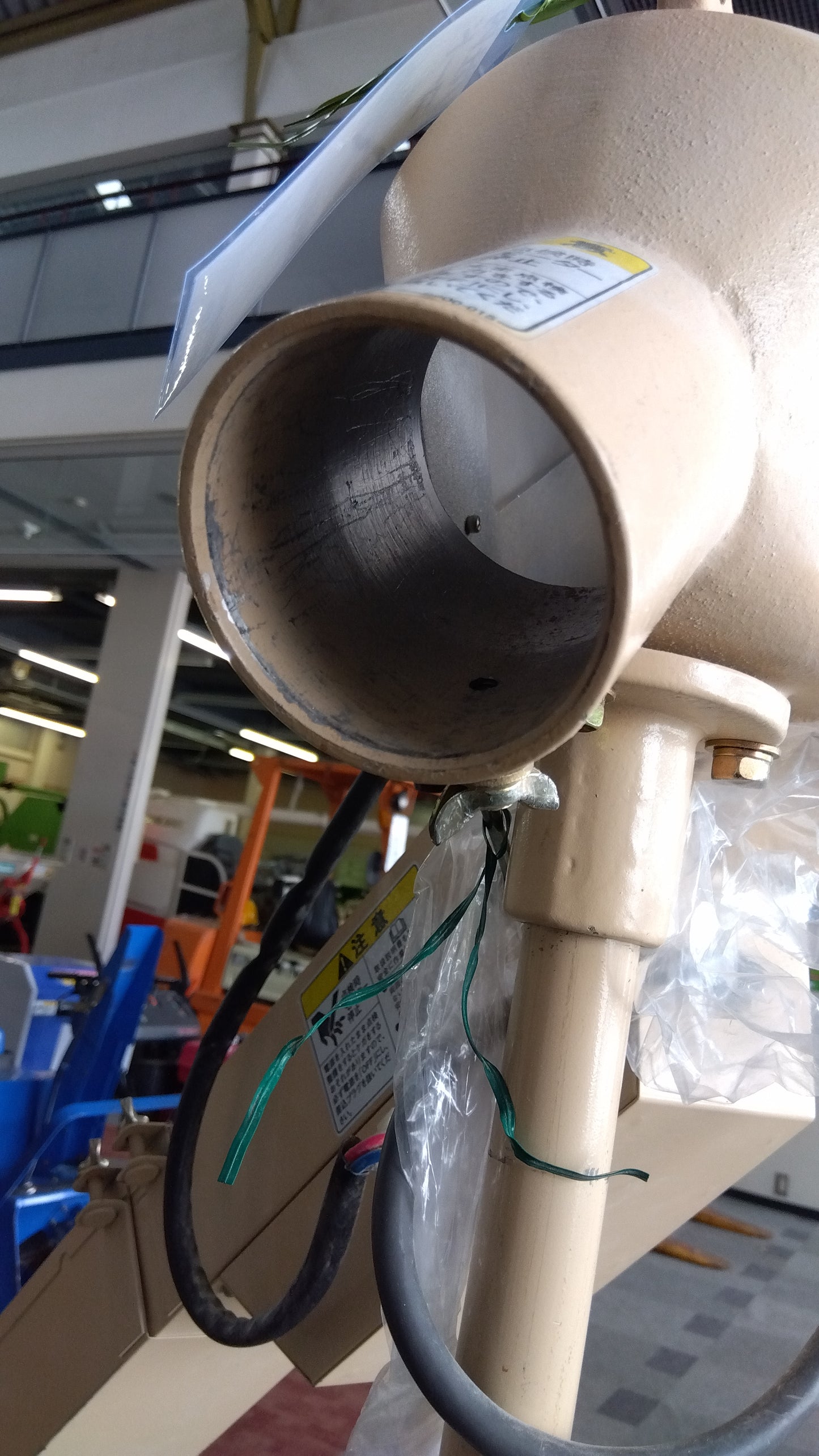 岡山農栄社　中古　バネコン　DCM2A　「岩手店96」