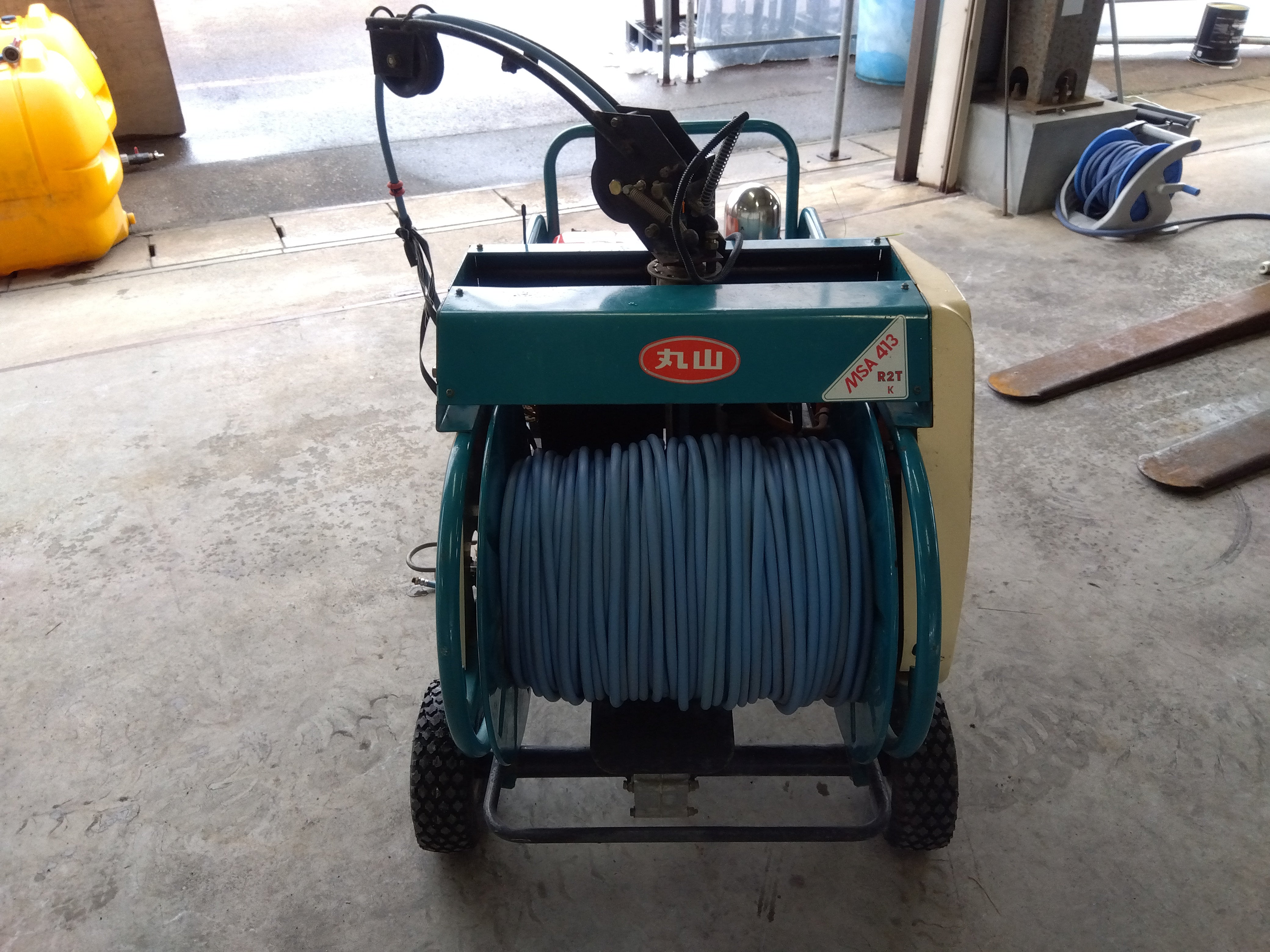 【SOLD OUT】丸山製作所 自走ラジコン動噴 MSA413 R2T K 2ch 6馬力 5MPa 動力噴霧機 ノズル付 説明書付【清掃・整備済】【農機具でっく】【福岡】【その他農機具】 丸山製作所 中古 自走ラジコン動噴 MSA413R-2TK 【山形店 9668】 – 農
