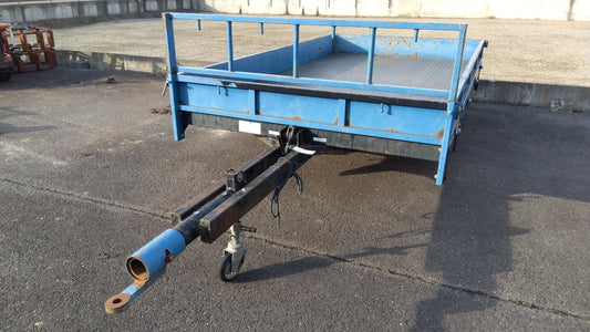 三協　中古　トレーラー　型式不明　「岩手店230」