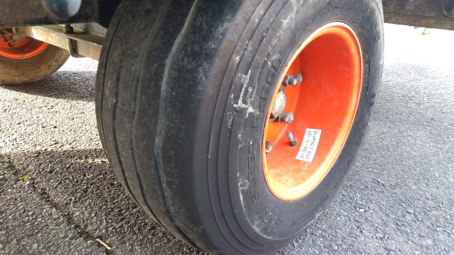 三協　中古　トレーラー　型式不明　「岩手店230」