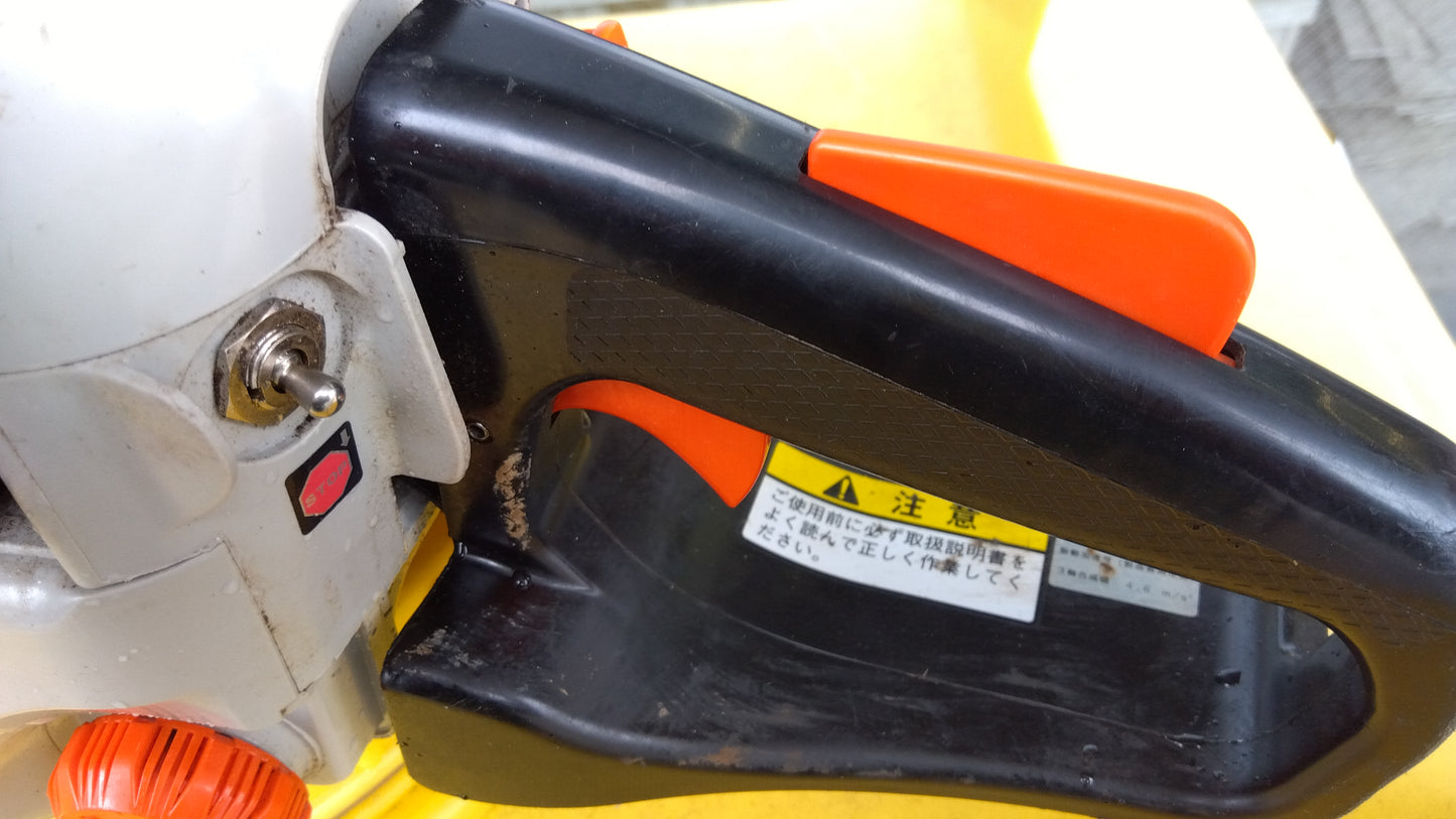 ECHO　中古　チェンソー　GC351L　「岩手店281」