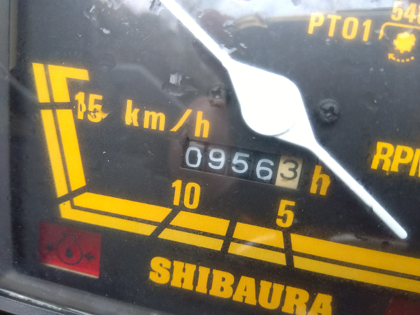 シバウラ　中古　トラクター　D23F