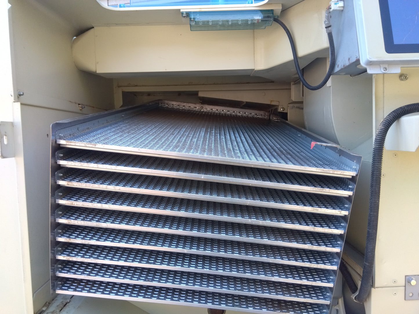 サタケ　中古　籾摺機　NRZ550GWAK1