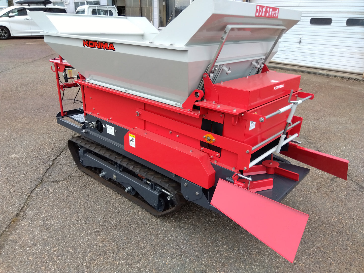 コンマ製作所 堆肥散布機 CM-T81Aa【山形店9713】