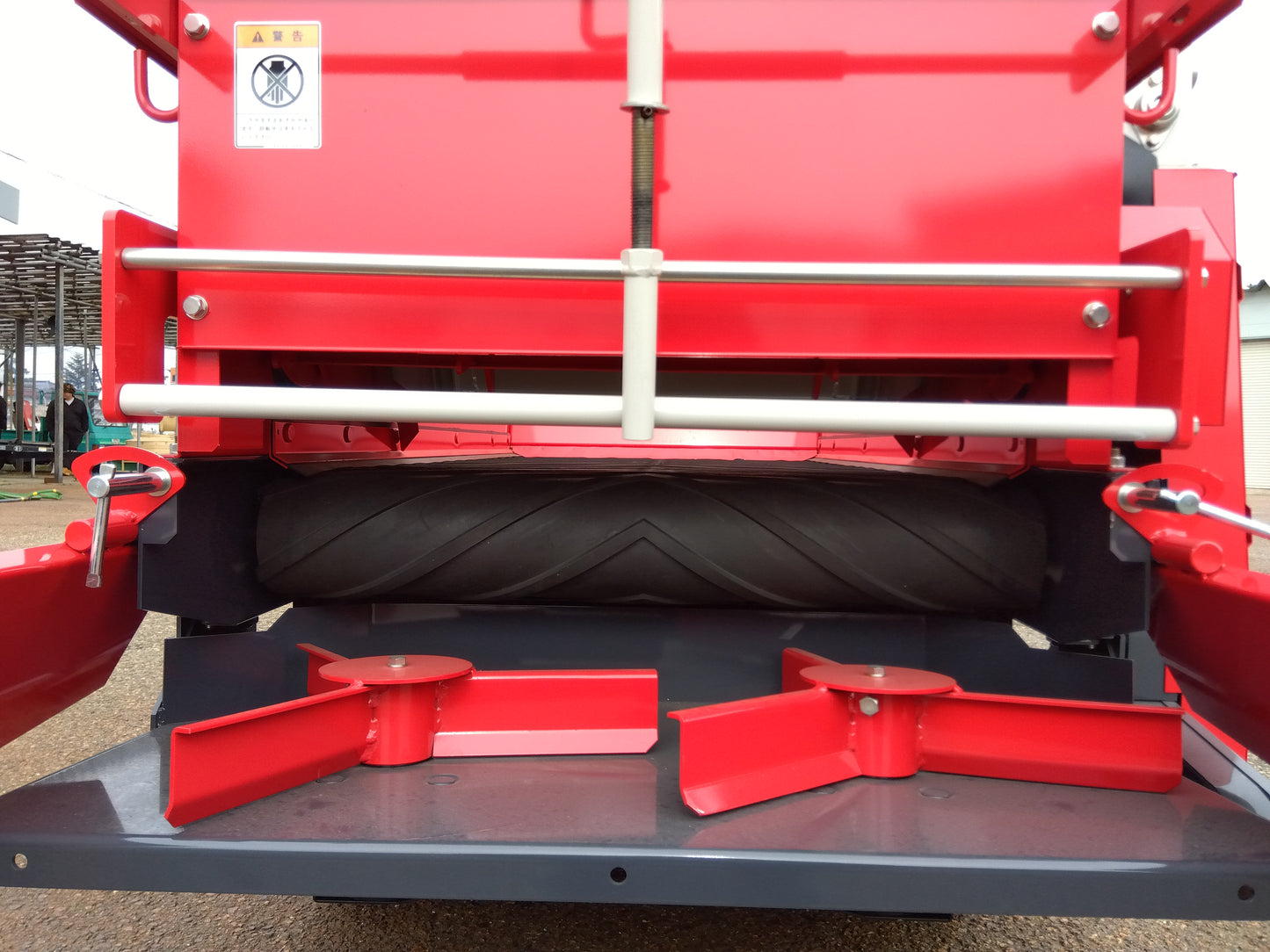 コンマ製作所 堆肥散布機 CM-T81Aa【山形店9713】