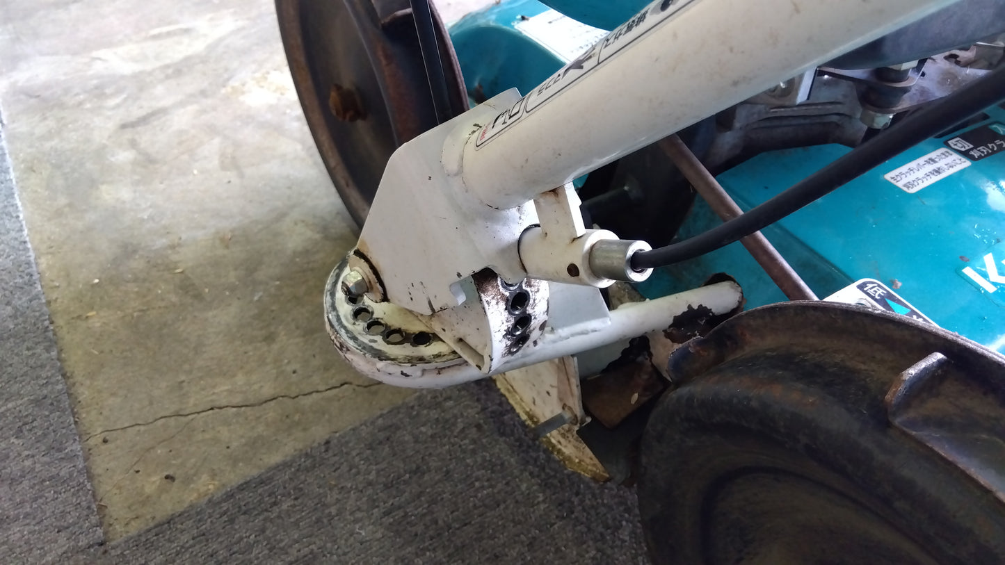 【ジャンク品】クボタ　中古　自走式畔草刈機　GC-K300D　「岩手店279」