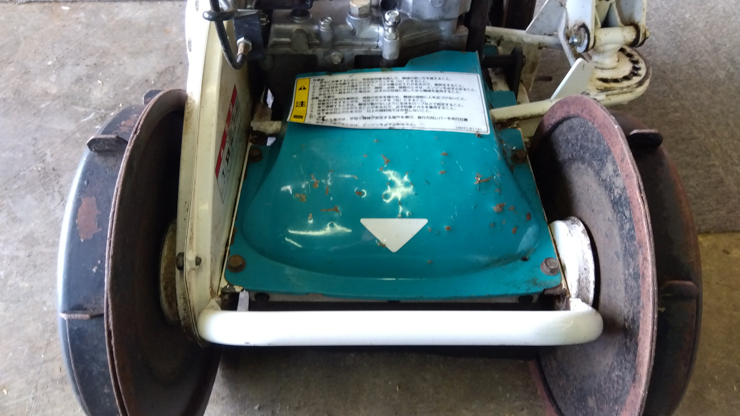 【ジャンク品】クボタ　中古　自走式畔草刈機　GC-K300D　「岩手店279」