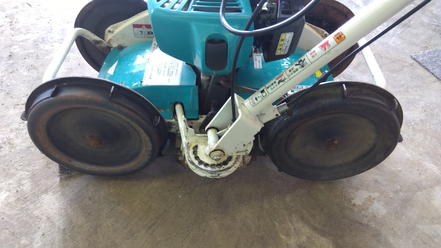 【ジャンク品】クボタ　中古　自走式畔草刈機　GC-K300D　「岩手店279」