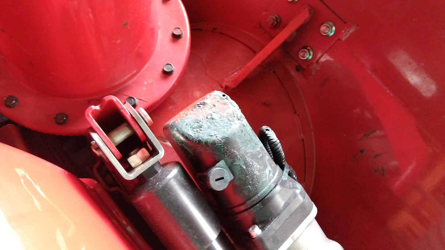 ホンダ　中古　除雪機　HSM1380i　「岩手店285」