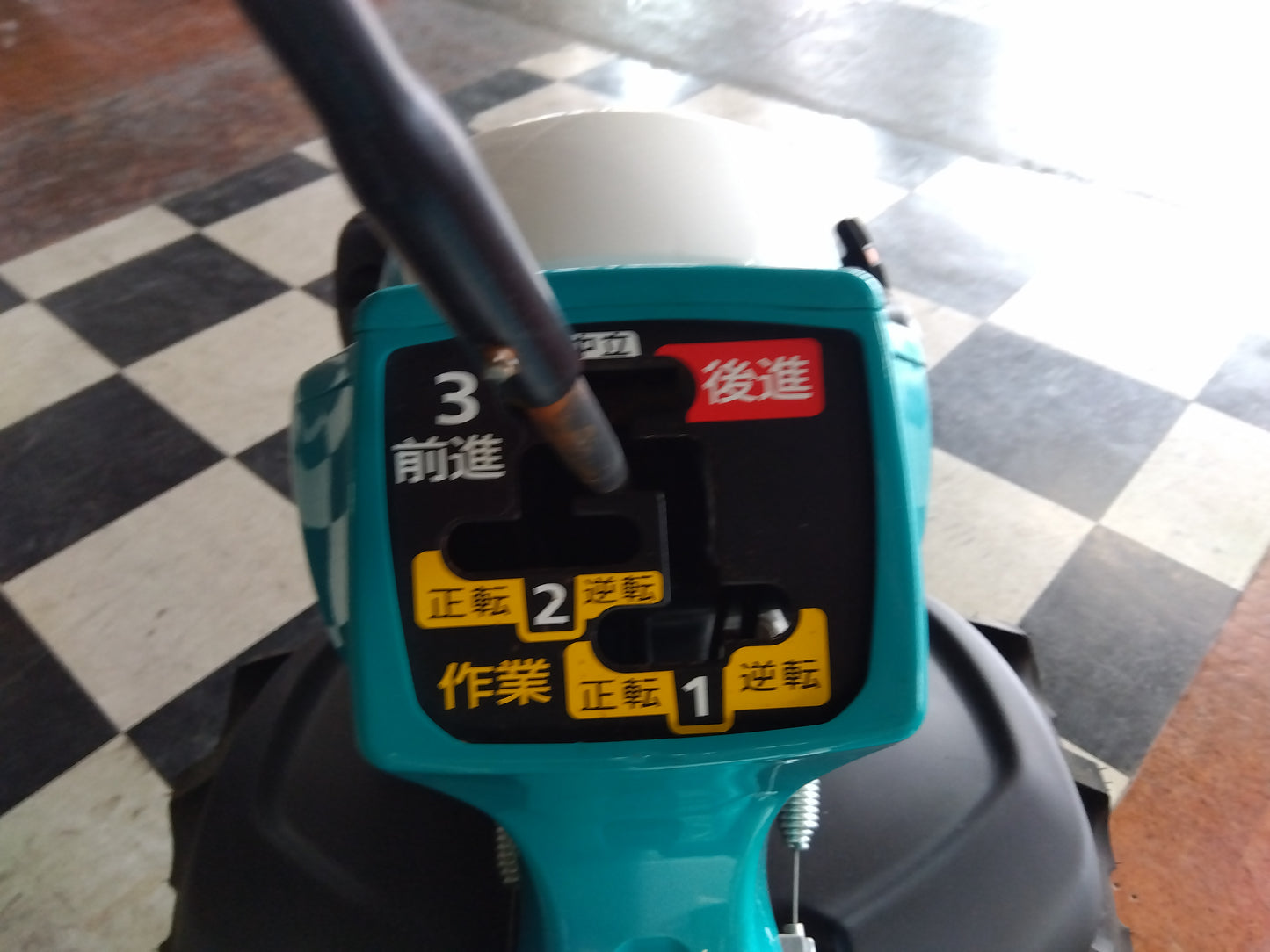 クボタ　中古　管理機　TRS70