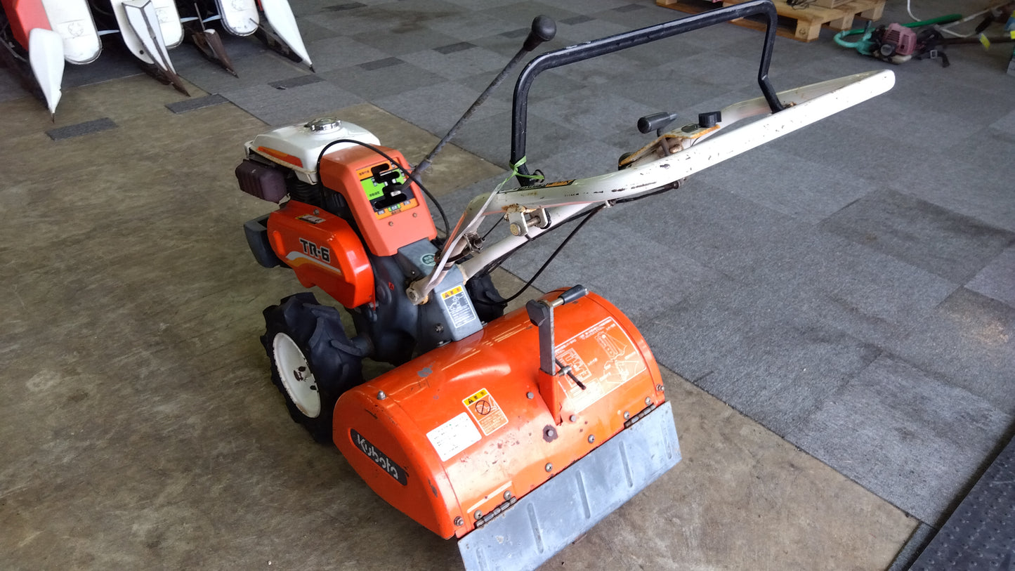 クボタ　中古　耕耘機　TR6　「岩手店320」