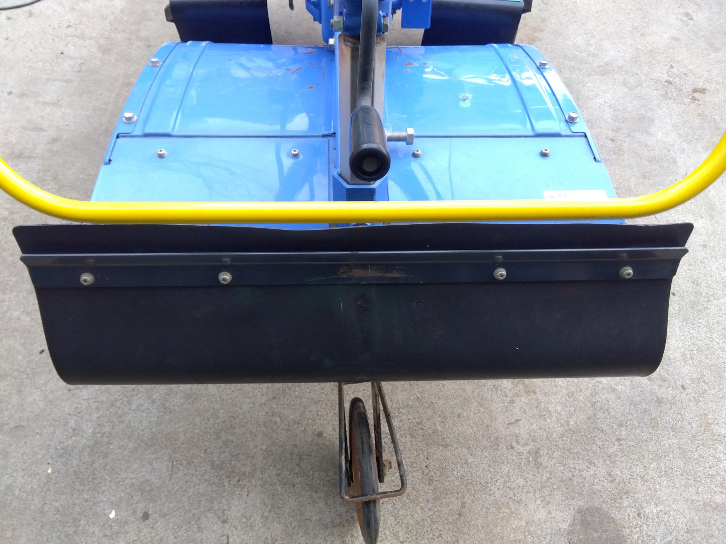 イセキ　中古　耕運機　KLC85-RV12