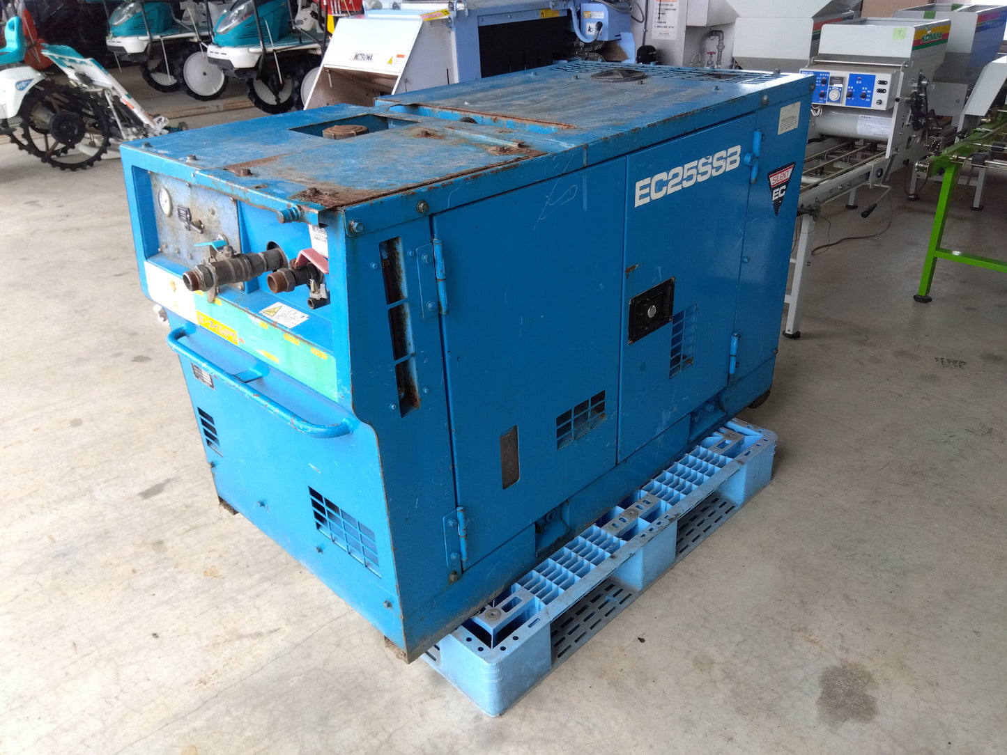 小松製作所　中古　エンジンコンプレッサー　EC25SSB　「山形店9867」