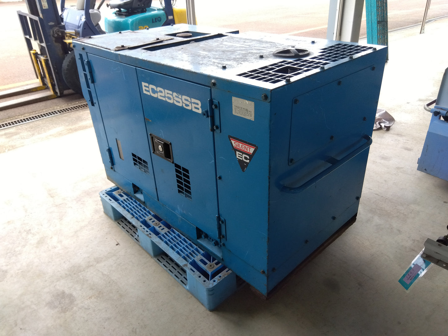 小松製作所　中古　エンジンコンプレッサー　EC25SSB　「山形店9867」