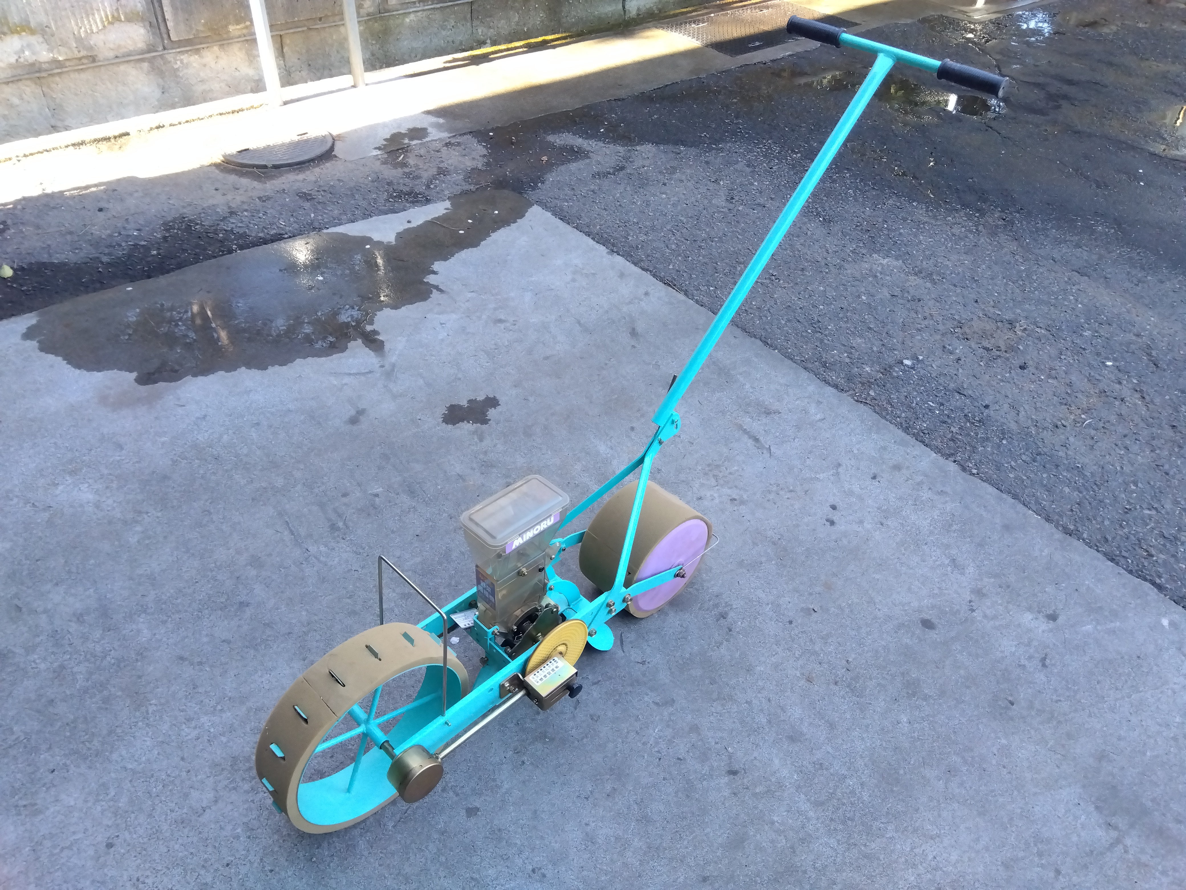みのる 中古 野菜播種機 PY-121 – 農キング