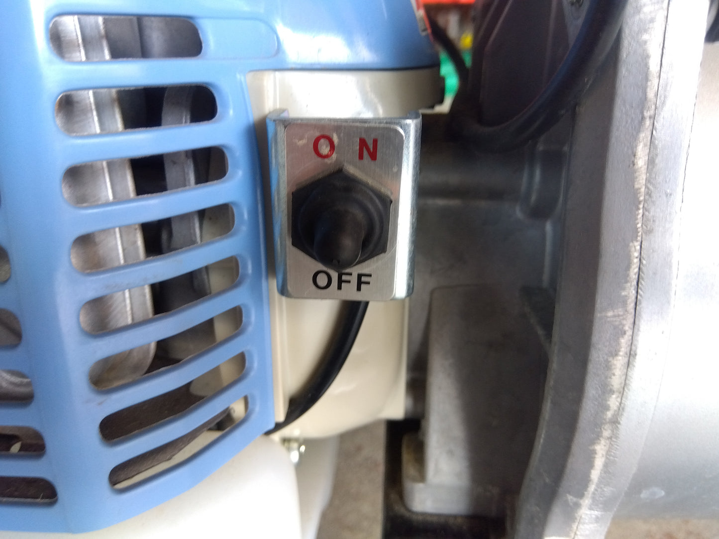 丸山製作所　中古　エンジンポンプ　BP252MA　【宮城店2767】