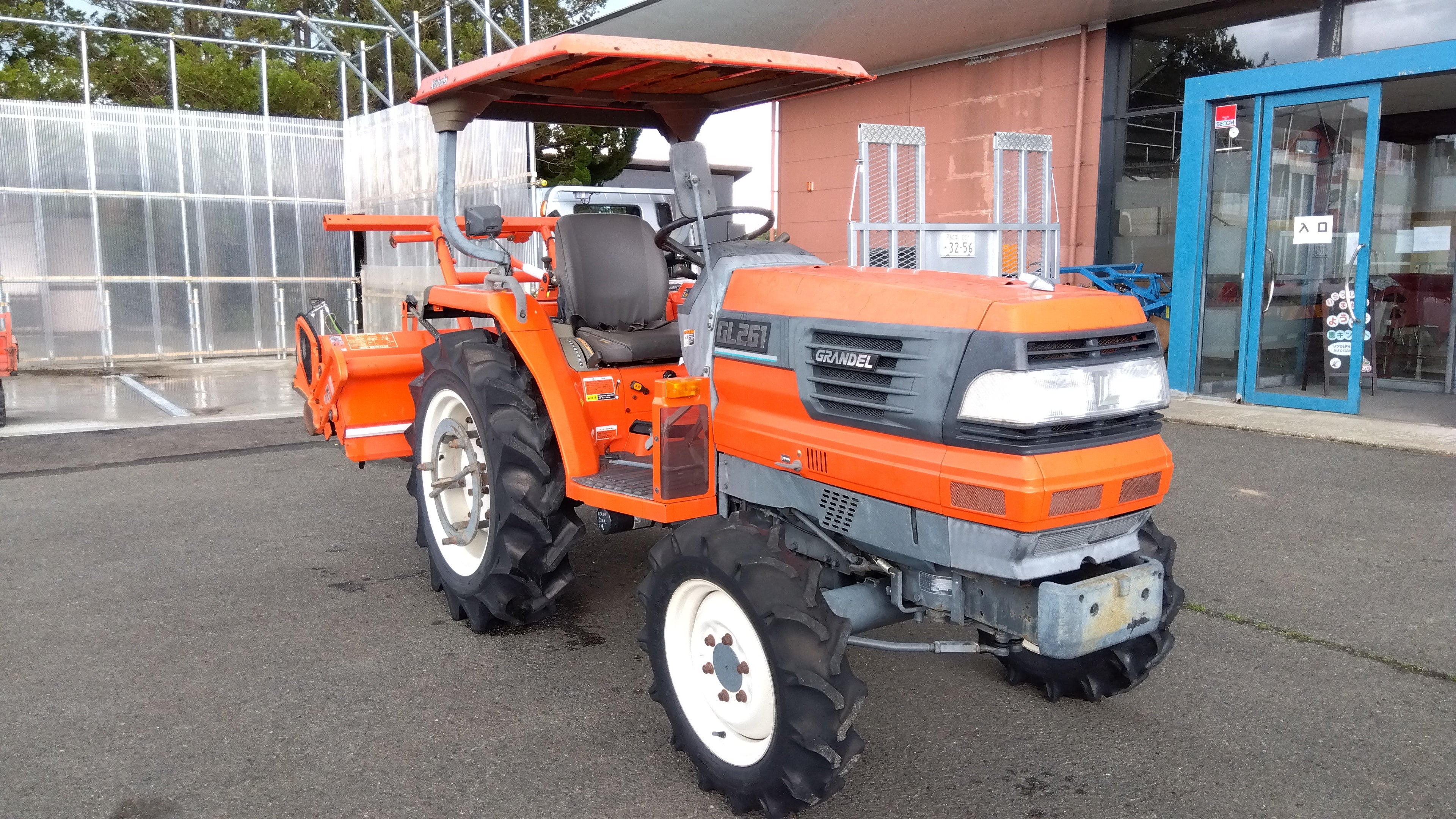 クボタ 中古 トラクター+ロータリー GL261＋RL160G 「岩手店448」 – 農