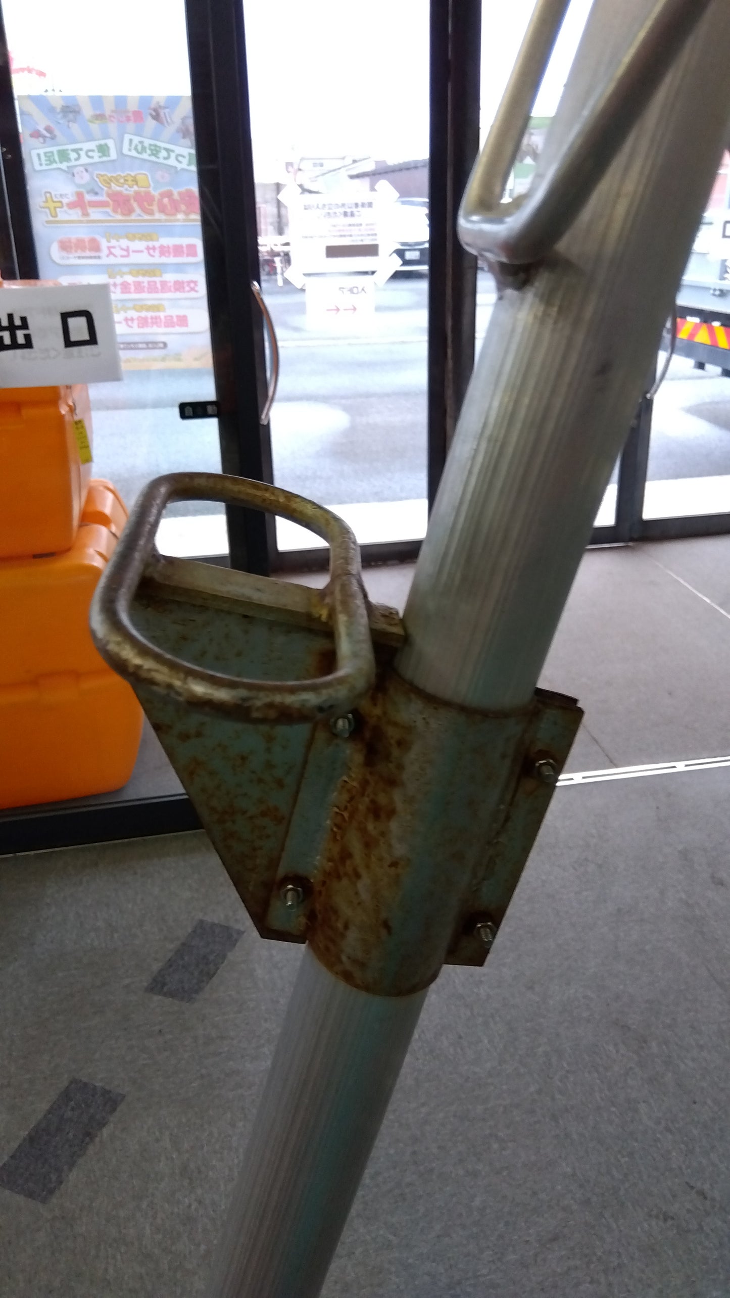 メーカー型式不明　中古　三脚　約1.7m（2）　「岩手店455」