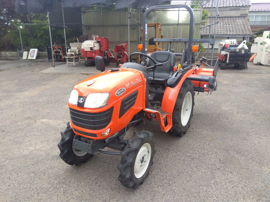 クボタ　中古　トラクター　B17X-BSMA