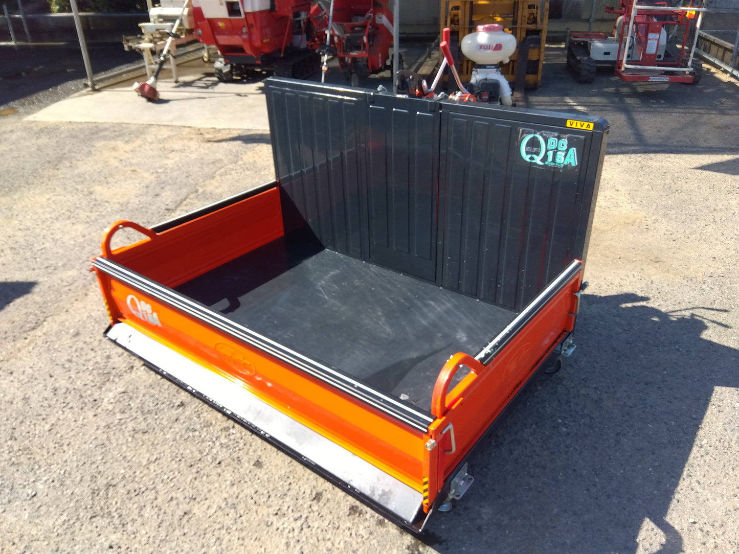 冨士トレーラー　中古　整地キャリア　DCQ15A