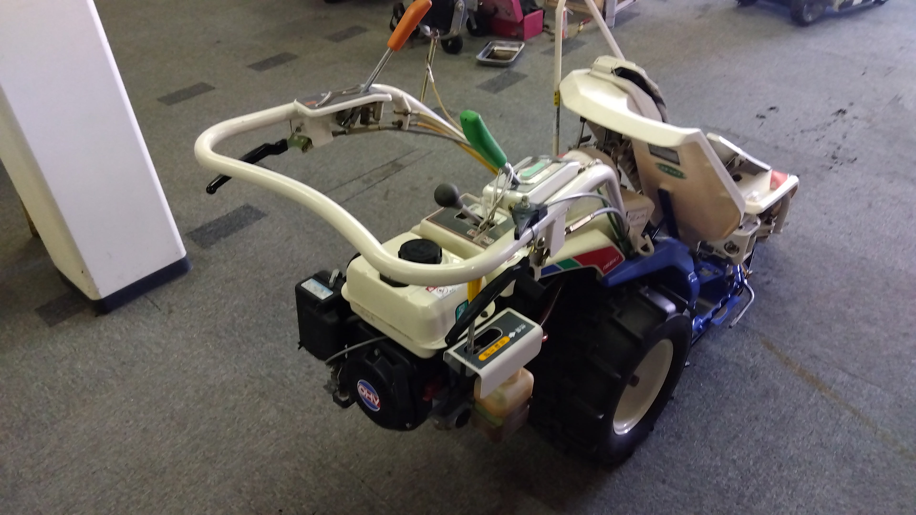 イセキ 中古 バインダー RE30-D「岩手店476」 – 農キング