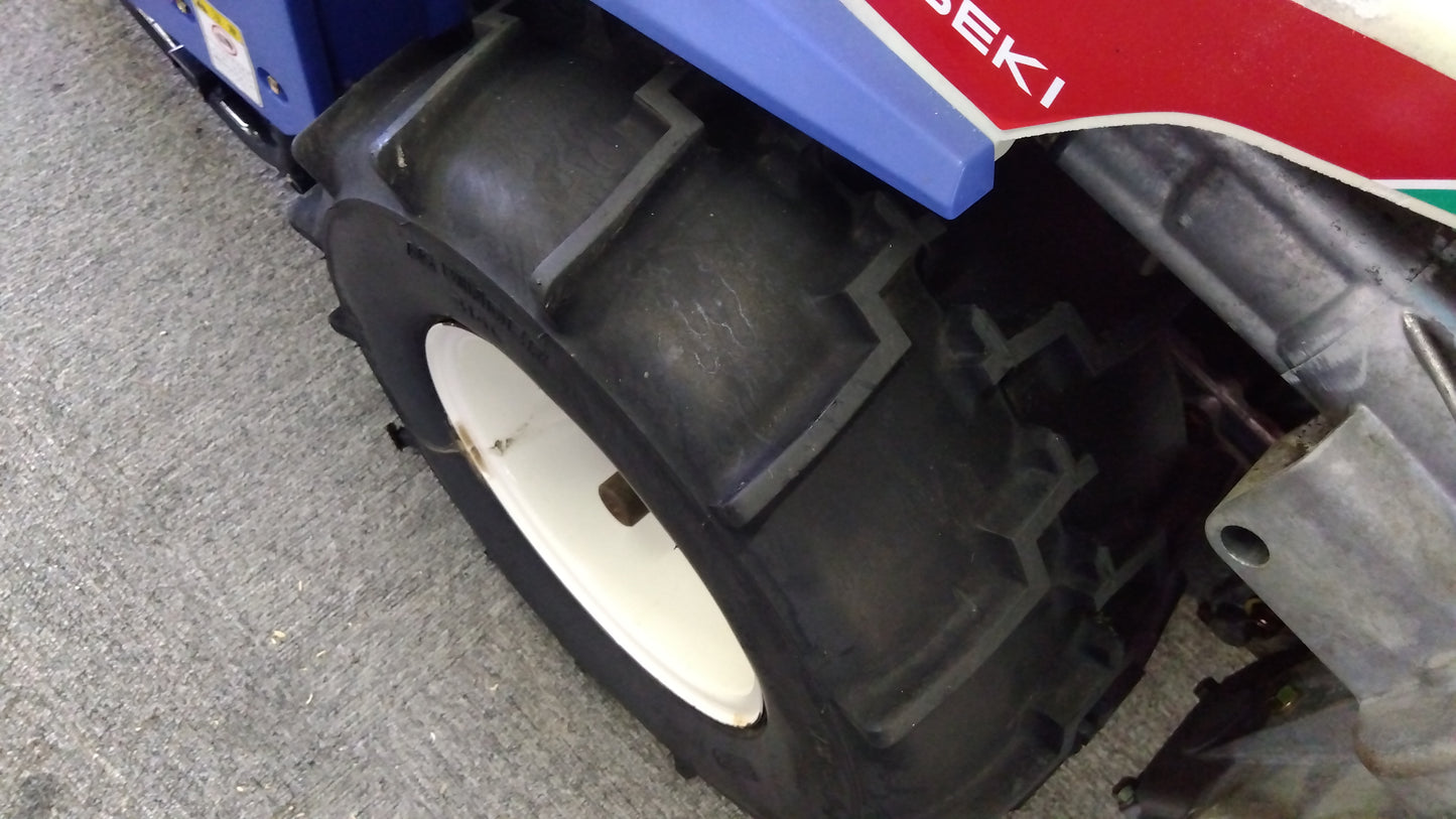イセキ　中古　バインダー　RE30-D「岩手店476」