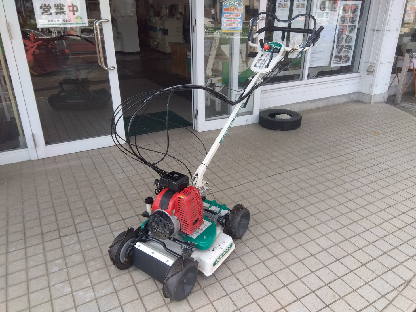 オーレック　中古　スパイダーモア　SP852AF