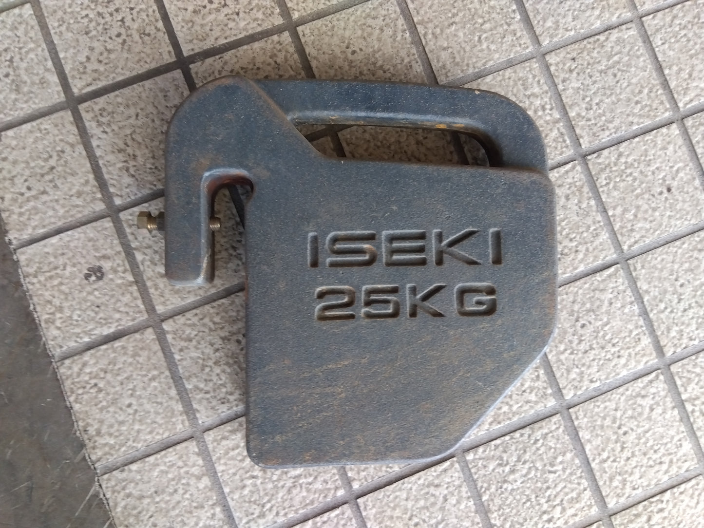 イセキ　中古　フロントウェイト　25kg