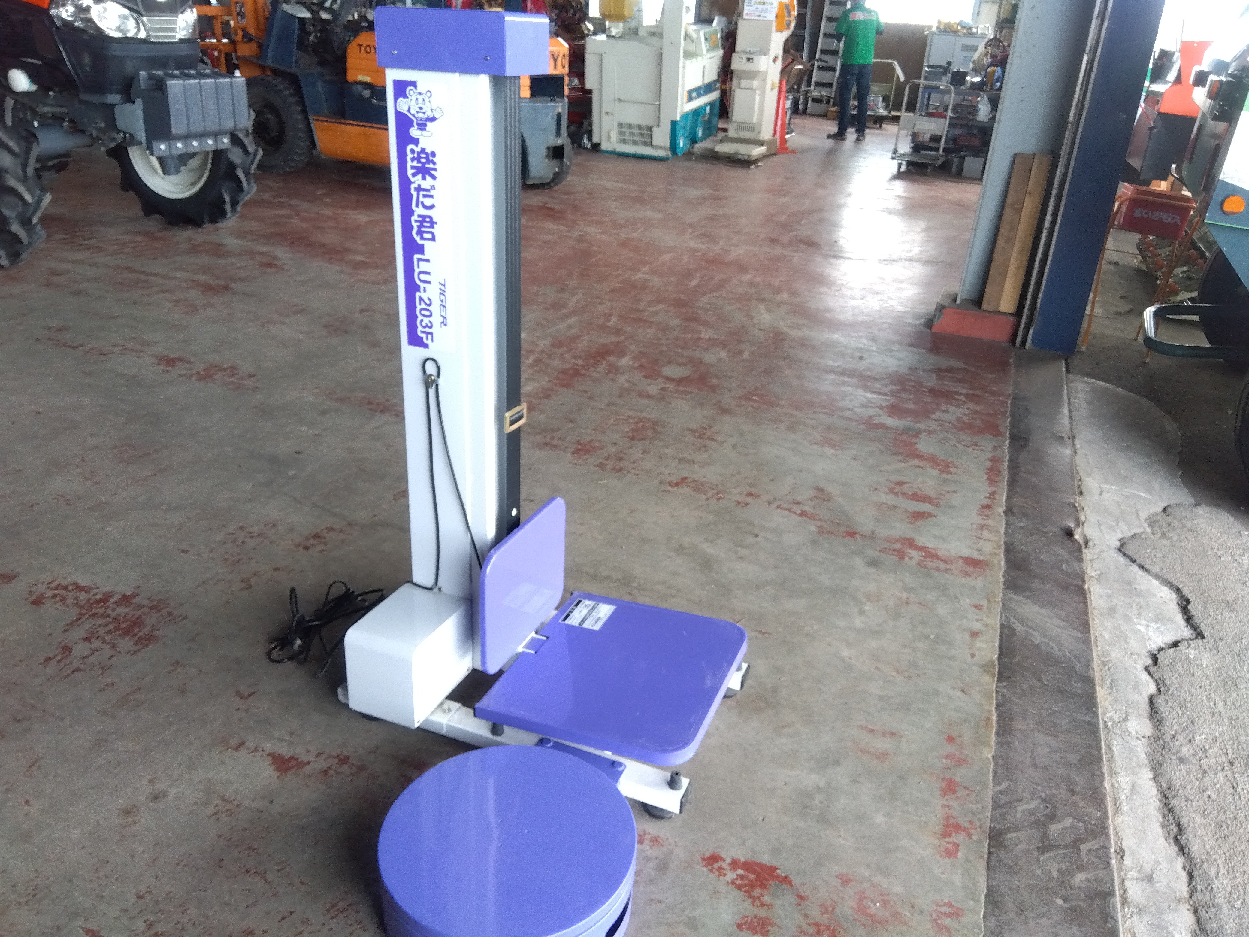 タイガー 中古 米袋用昇降機 楽だ君 LU-203F 『宮城店2926』 – 農キング