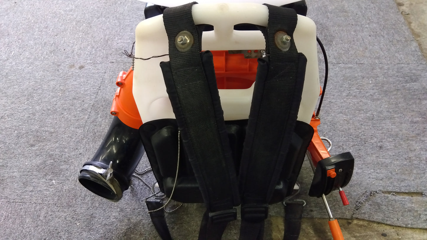 共立　中古　動力散布機　DMC601Ｇ　「岩手店629」