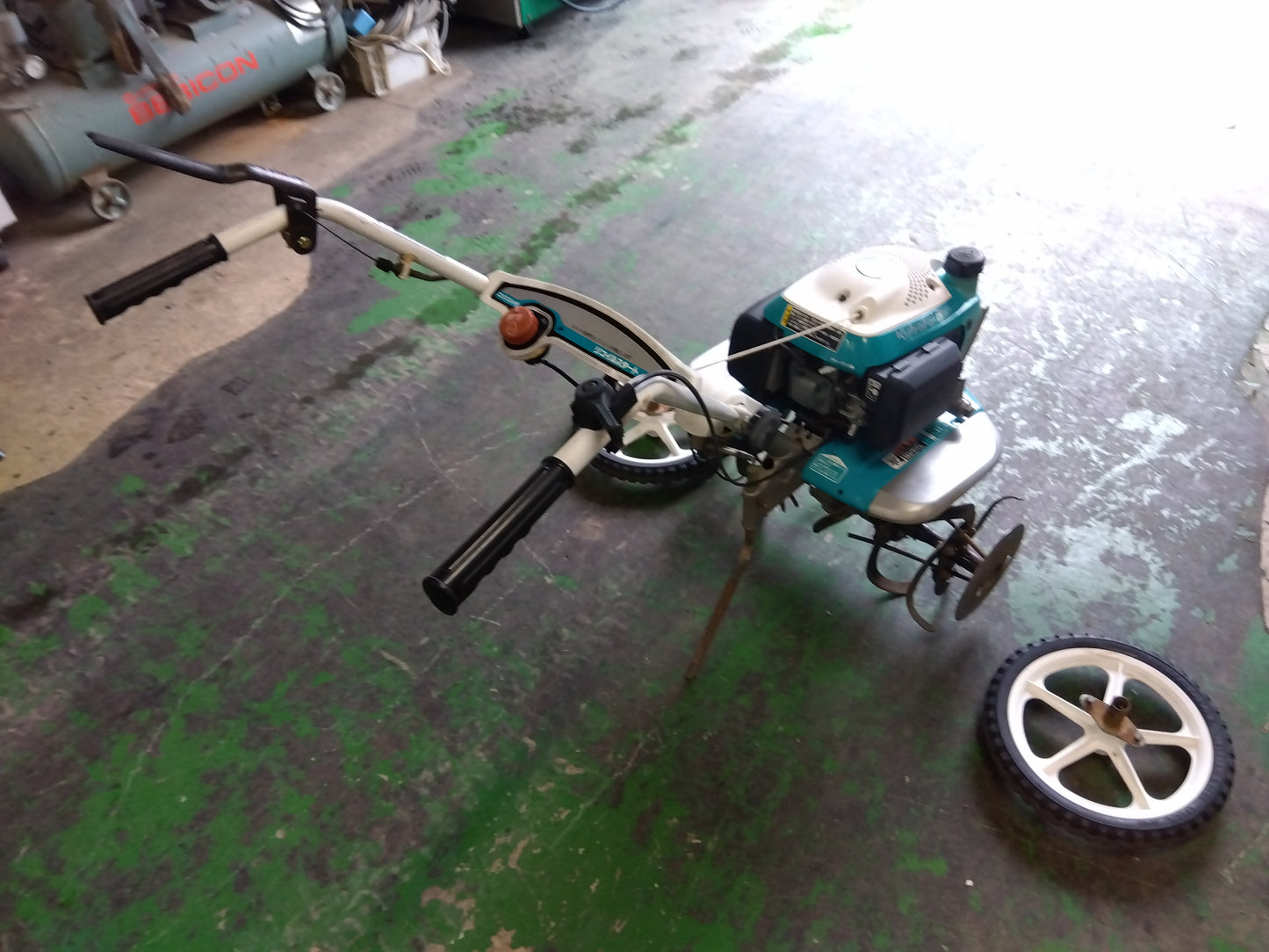 クボタ　中古　耕運機　TMA300