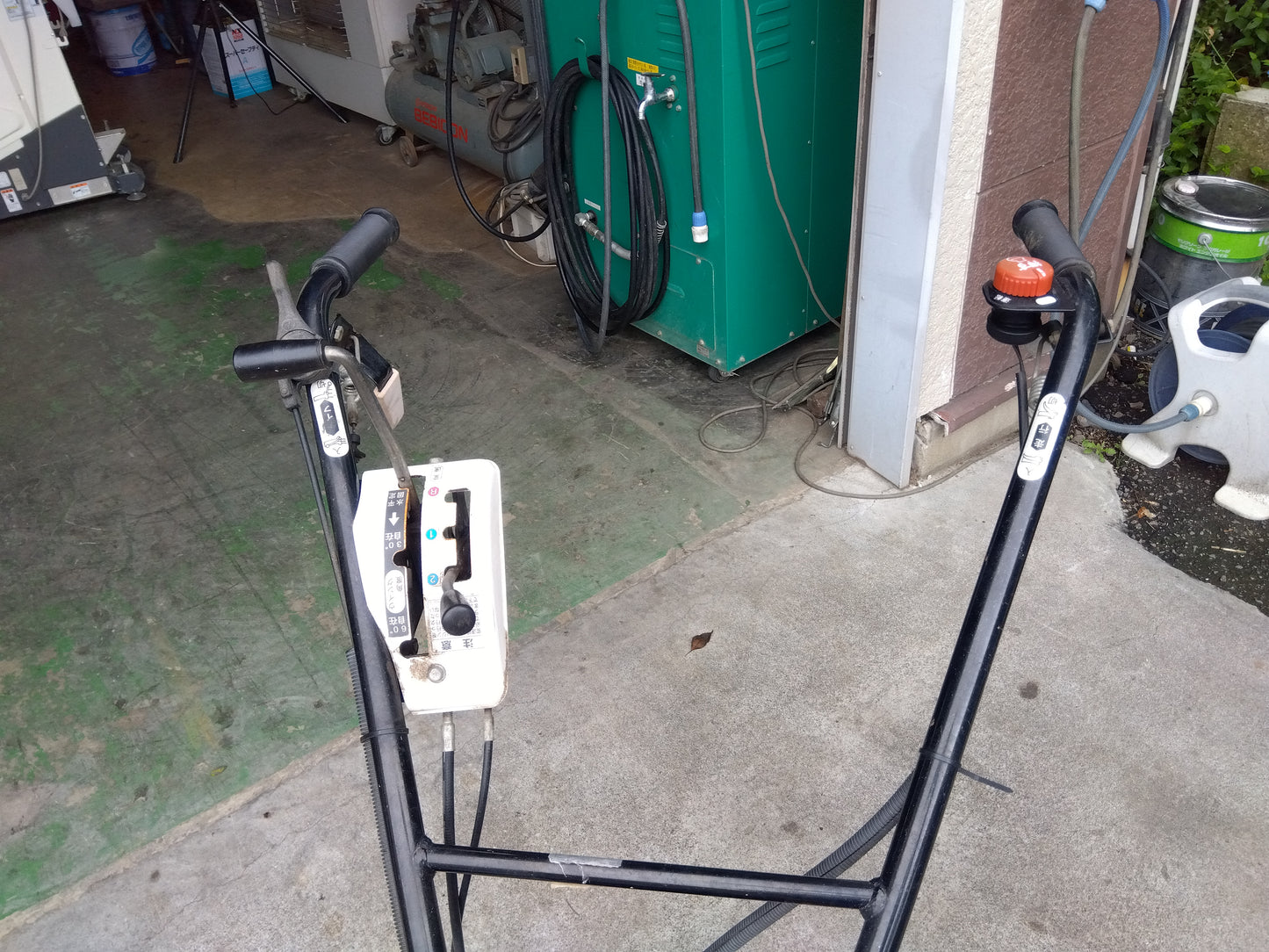 共立　中古　ウイングモア　AZC726
