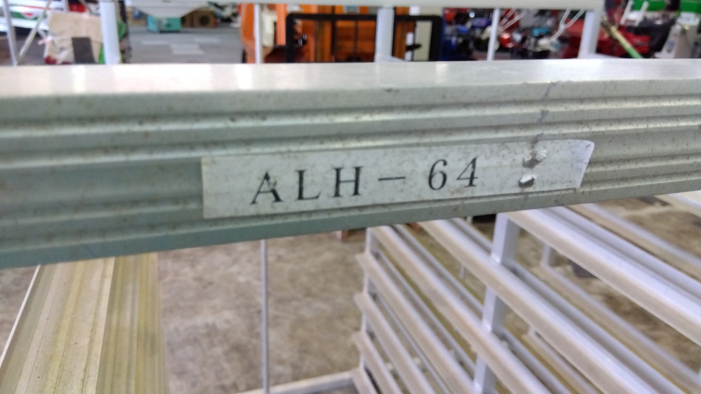 ホクエツ　中古　苗コンテナ　ALH-64　「岩手店568」
