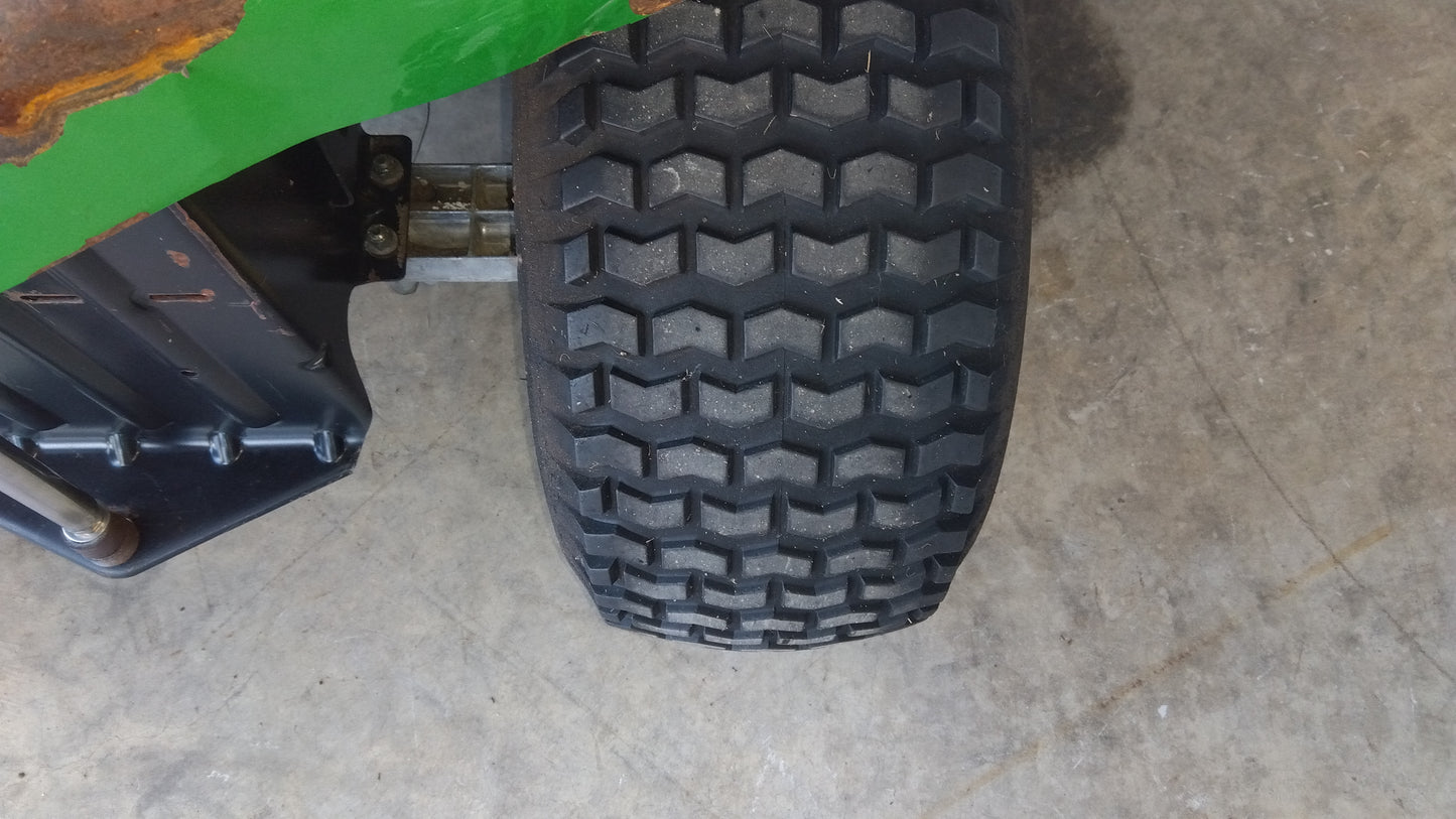 ジョンディア　中古芝刈り機　D100　【山形店9971】
