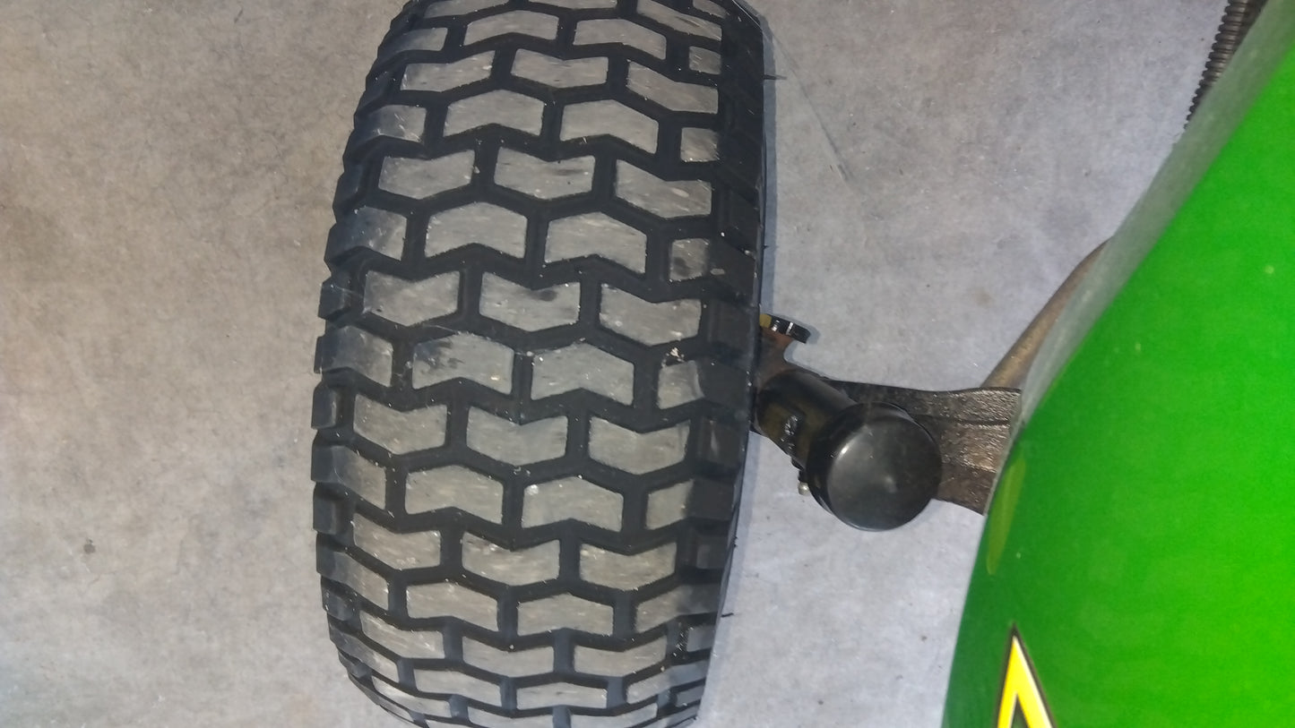 ジョンディア　中古芝刈り機　D100　【山形店9971】