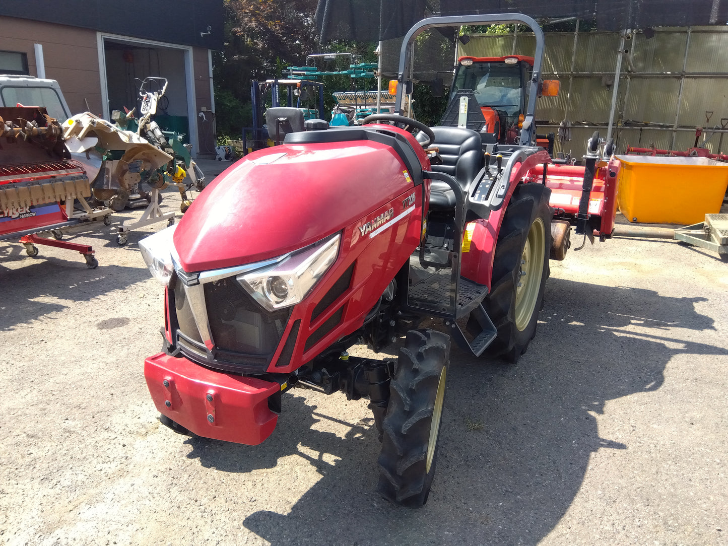 ヤンマー　中古　トラクター　YT225